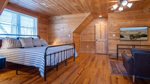 11 chambres, bureau, fer et planche à repasser, lit de bébé portatif