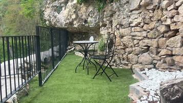 Luxe appartement, uitzicht op rivier | Terras