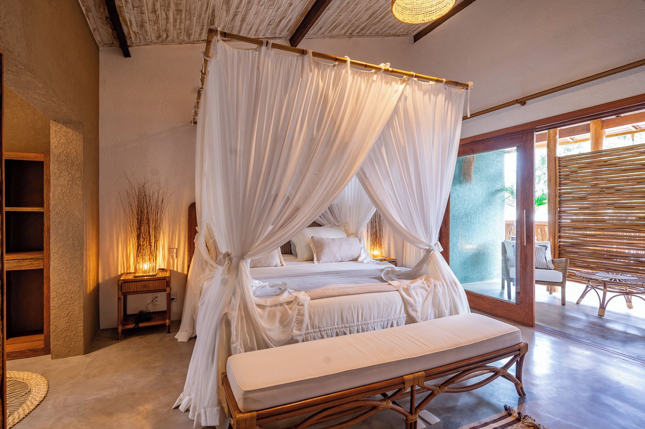 Egyptian cotton sheets, premium bedding, laptop workspace, free WiFi