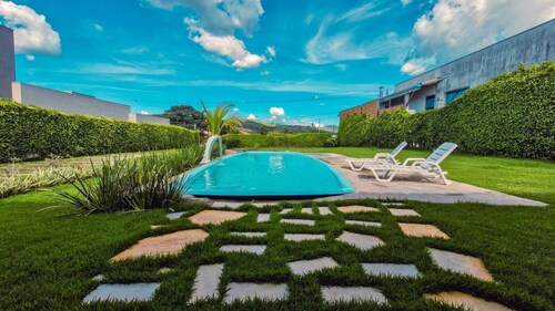 RANCHO 250M DA REPRESA DE FURNAS