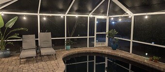 New The BLUE HERON 3 bedroom oasis with heated pool
