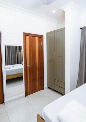 1 habitación, wifi y ropa de cama