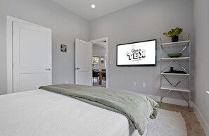 3 bedrooms, desk, iron/ironing board, travel cot