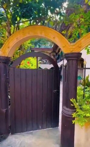 Apartamento clássico, 1 quarto, cozinha, ao lado da praia | Terraço/pátio