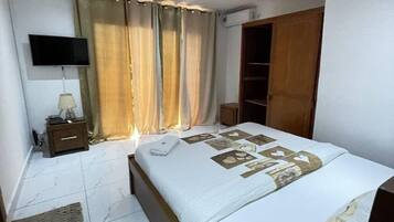 Junior Studio | 1 bedroom, bed sheets