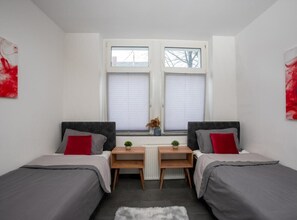 3 bedrooms, WiFi, bed sheets