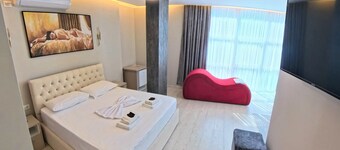 London Restaurant Hotel