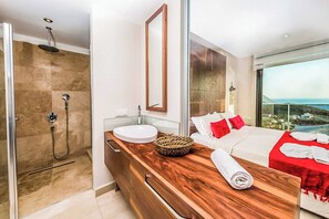 Shower, towels