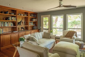 Smart TV, fireplace, printers