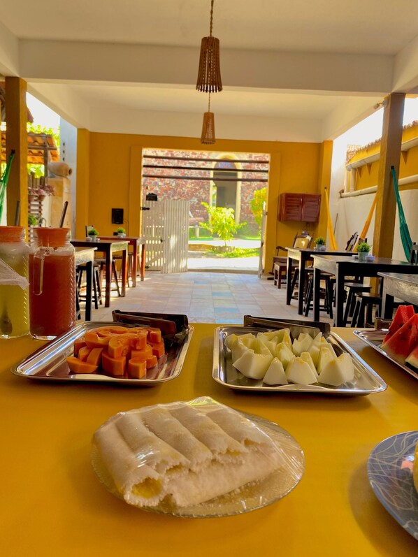 Petit déjeuner buffet compris tous les jours