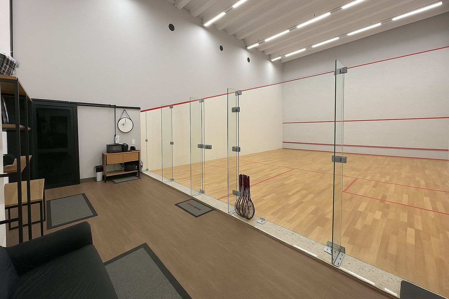 Appartement | Terrain de sport