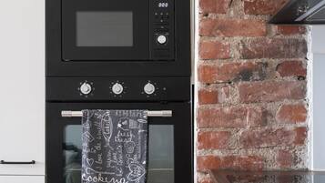 Basic-Apartment, Stadtblick | Eigene KĂŒche