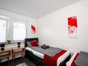 3 bedrooms, WiFi, bed sheets
