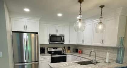 Kelleys Island Modern Condo