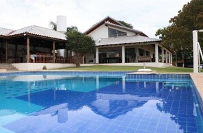 Piscina externa
