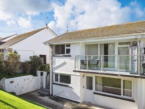 Exterior - 2 bedroom accommodation in Newquay (Newquay)
