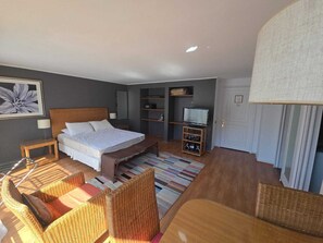 1 bedroom, iron/ironing board, WiFi, bed sheets - Apartment in Las Condes, AC, near Costanera and MUT (Las Condes)