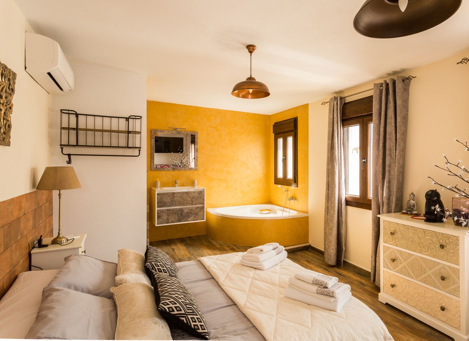 Suite – deluxe, privat bad, byutsikt (impresionante) | Wi-fi (inkludert)