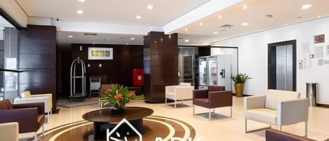 Apartment | Lobby