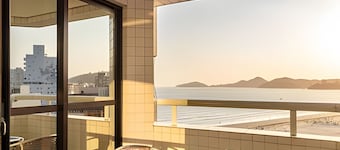 ARK Houses - Flat Standard Vista-Mar c/ Piscina na Cobertura