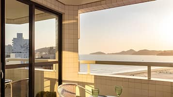 Apartment | Outdoor dining