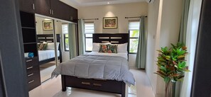 3 Schlafzimmer, Bügeleisen/Bügelbrett, kostenloses WLAN, Bettwäsche
