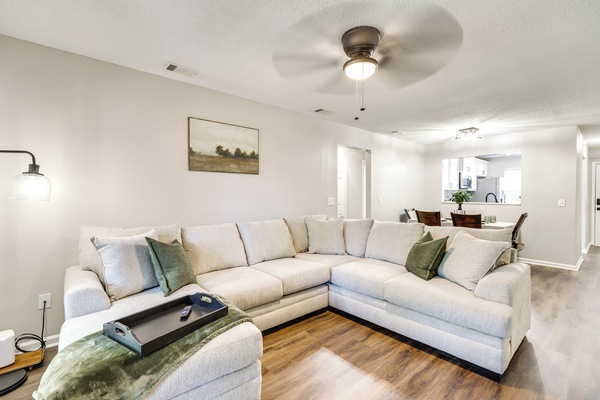 Hinesville Vacation Rental | 2BR | 2BA | 1,200 Sq Ft | Small Step to Enter