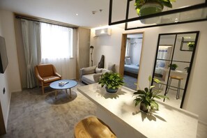 Unclassified image, 5 of 103, button - In Hotels (Qingdao)
