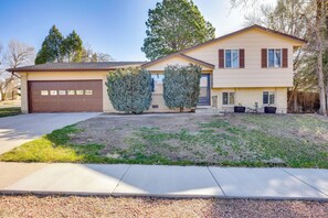 Exterior - 2 Mi to Citadel Mall: Home w/ Furnished Patio! (Colorado Springs)