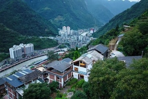 Unclassified image, 4 of 32, button - Baoxingtian Sister Inn (Baoxing)