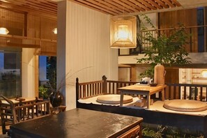 Unclassified image, 2 of 32, button - Baoxingtian Sister Inn (Baoxing)