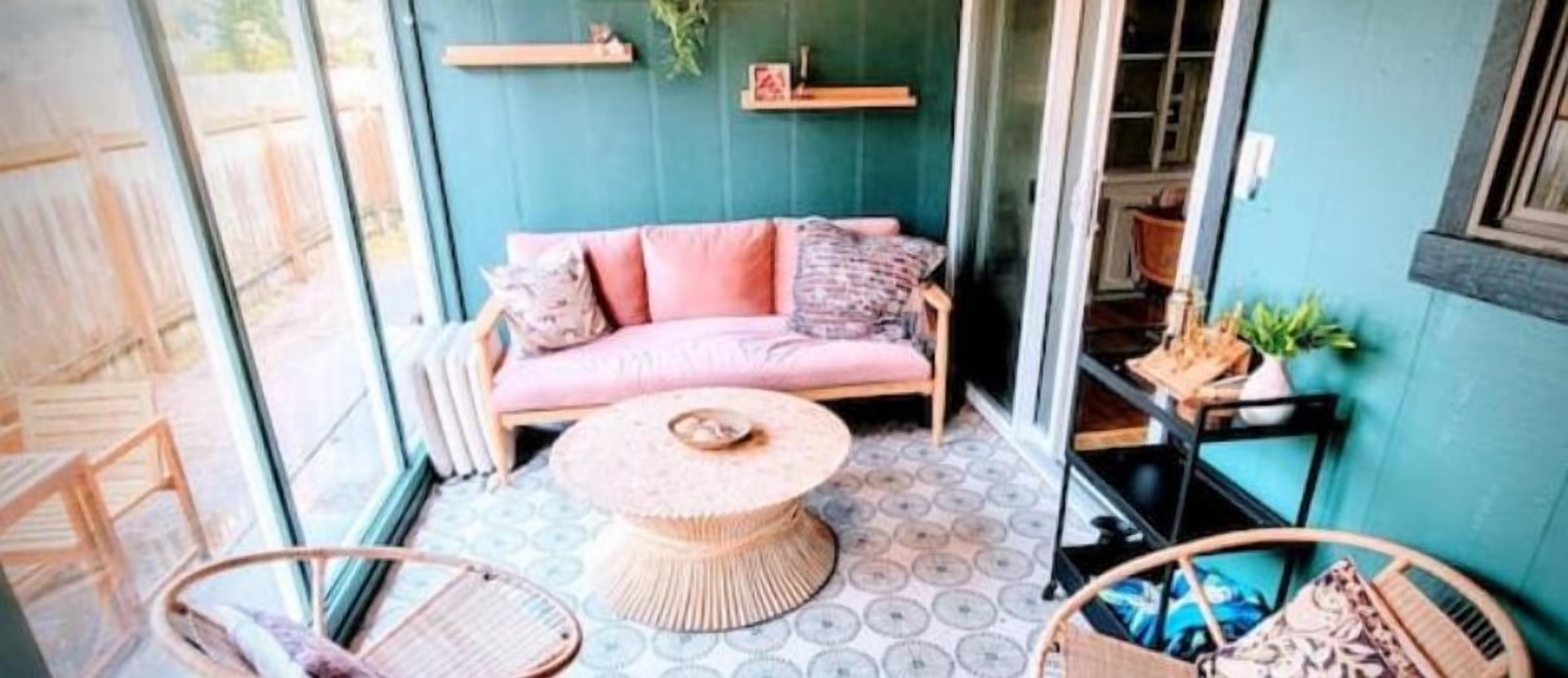 Smart TV, fireplace, video games, DVD player