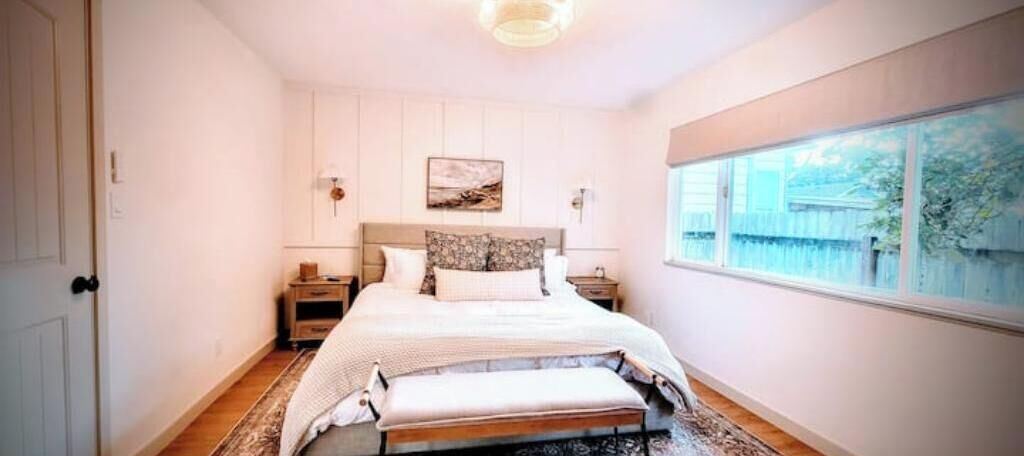 4 habitaciones, caja de seguridad en la habitación y escritorio 