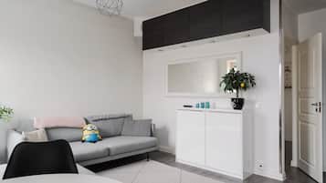 Modern and Renovated 1BR Apt in City Center | 1 svefnherbergi, straujárn/strauborð, ókeypis þráðlaus nettenging