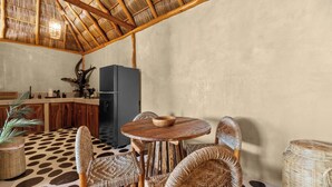 Dining room - Cabañas Panchos Paradise (Quimixto)