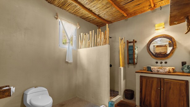 Bathroom - Cabañas Panchos Paradise (Quimixto)