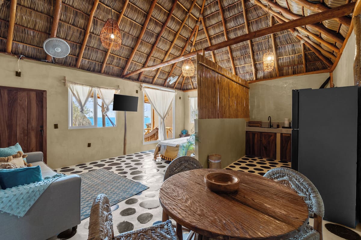 Superior Cabin, Sea View | Iron/ironing board (on request), WiFi (free)