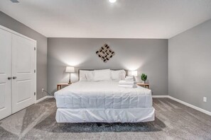 3 habitaciones, tabla de planchar con plancha y wifi gratis