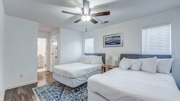 4 bedrooms, iron/ironing board, free WiFi, bed sheets
