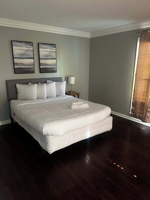 6 bedrooms, iron/ironing board, free WiFi, bed sheets