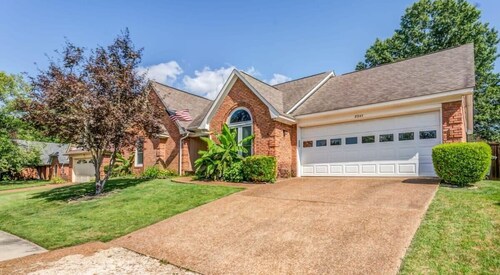 Fenced Yard w/ Pool! Comfy & Convenient in Cordova