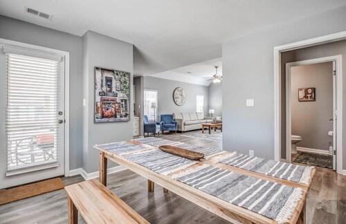 Near Downtown, Shelby Farms Park - Crievewood Cove