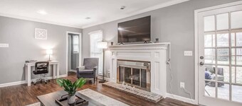 Cozy Patio, Mins to Downtown! Cordova Colonial