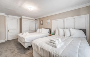 4 habitaciones, tabla de planchar con plancha y wifi gratis
