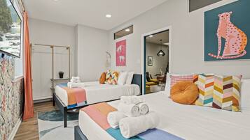 Condo, City View | 3 bedrooms, iron/ironing board, free WiFi