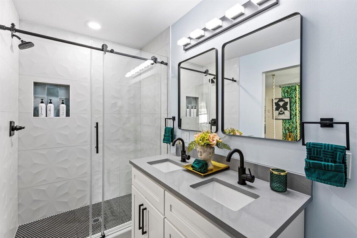Towels, soap, toilet paper