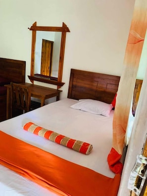 Deluxe Dört Kişilik Oda, Dağ Manzaralı | Ücretsiz kablosuz İnternet, çarşaf takımı 