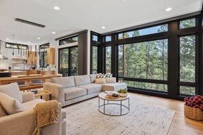 TV connectée, cheminée