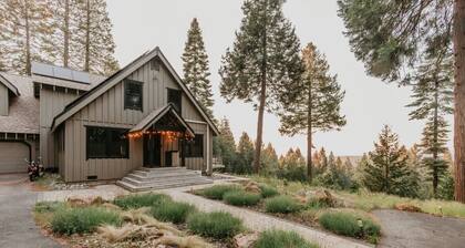 Breathtaking View & Hot Tub Nevada City