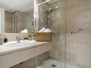 Hair dryer, towels